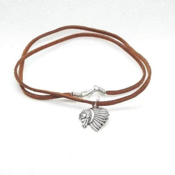NWOT 20" Indian head necklace on leather cord. - Picture 3 of 4